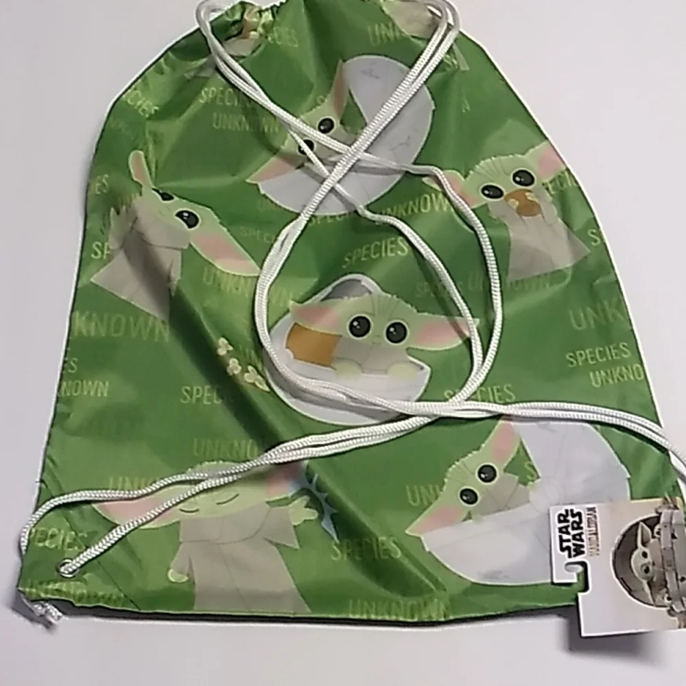 18 x 14 inches 100% polyester Green Star Wars Baby Yoda Drawstring Bag
